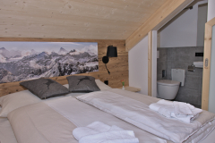Schlafzimmer mit En-Suite-Bad